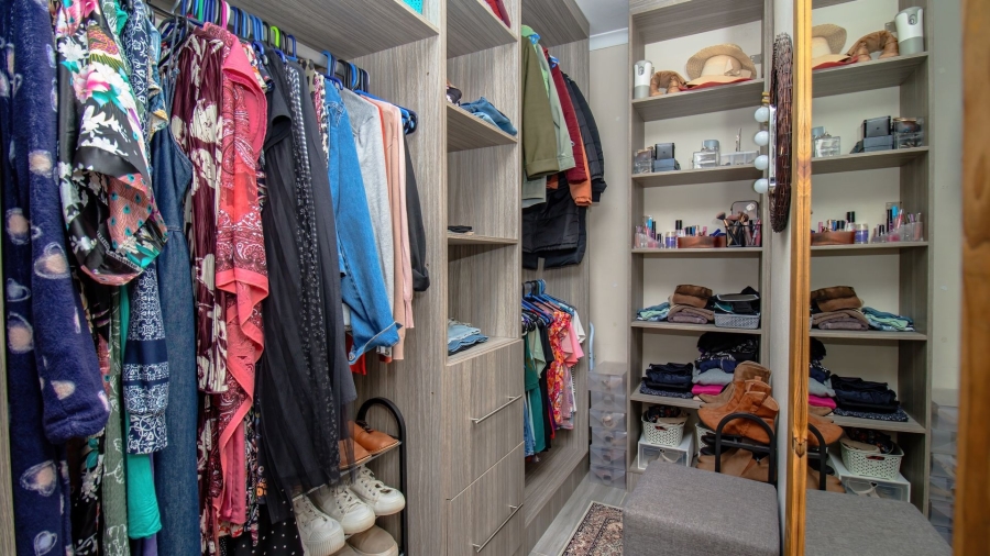 4 Bedroom Property for Sale in Cashan North West